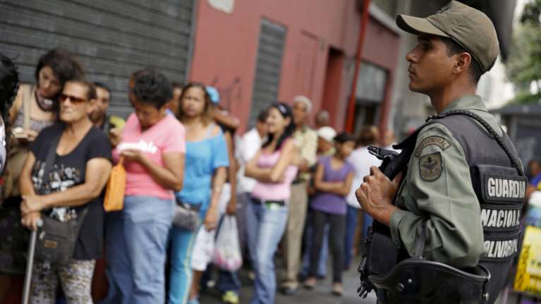 Χάος στη Βενεζουέλα: Αλλους 3 μήνες σε κατάσταση έκτακτης ανάγκης η χώρα
