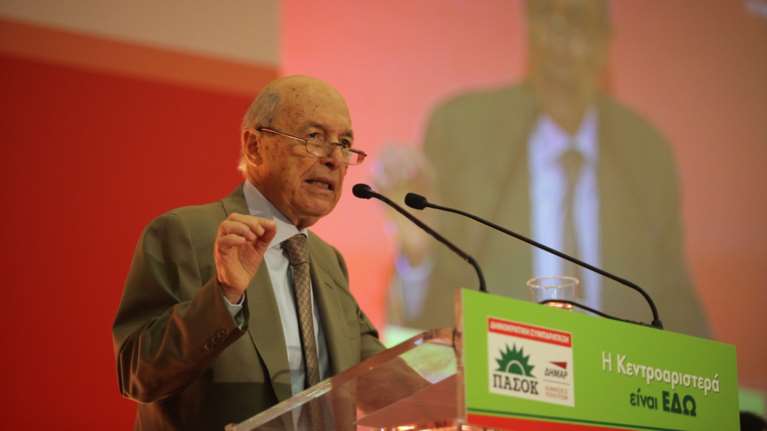 Σημίτης: Προτιμώ να ήμαστε δυσάρεστοι παρά ψεύτες