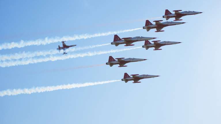 Δεκάδες μαχητές του ISIS νεκροί από βομβαρδισμούς