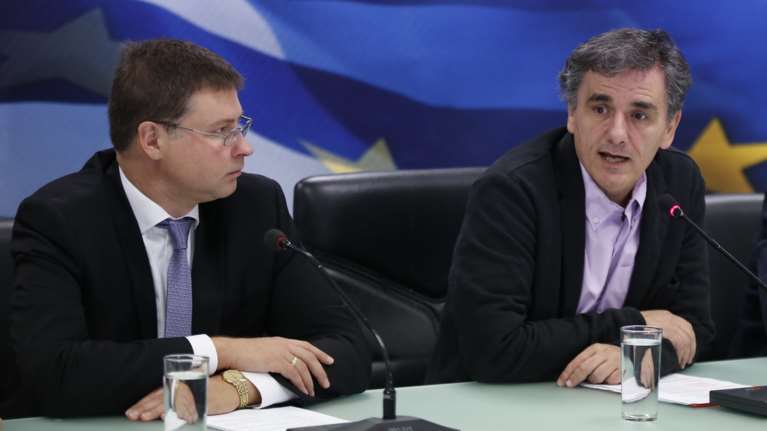 Ντομπρόβσκις: Εμείς θέλαμε μείωση δαπανών, η κυβέρνηση αύξηση φόρων