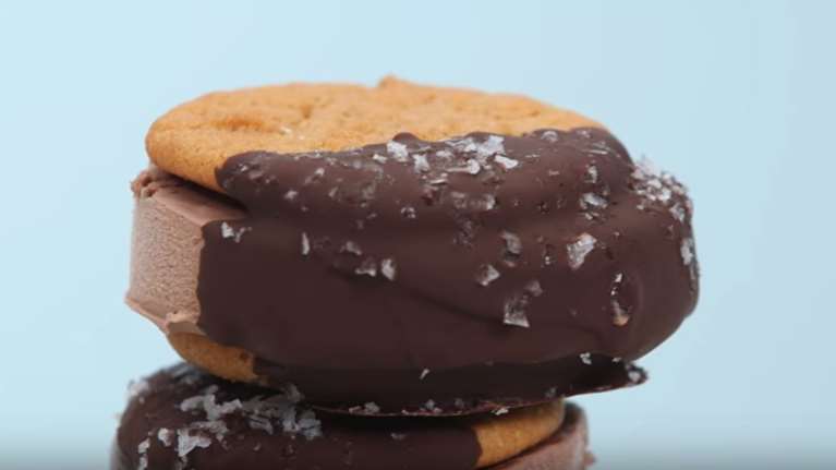 Φτιάξτε μόνοι σας το πιο τέλειο παγωτό