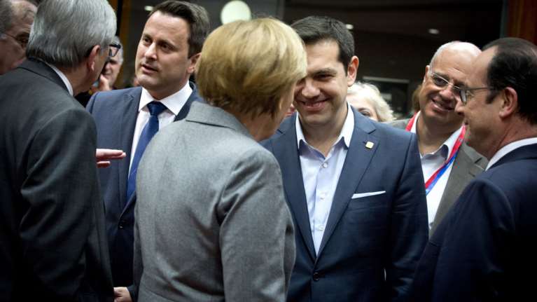 Eυρωπαϊκός «κόφτης» ξανά στη συζήτηση για το χρέος