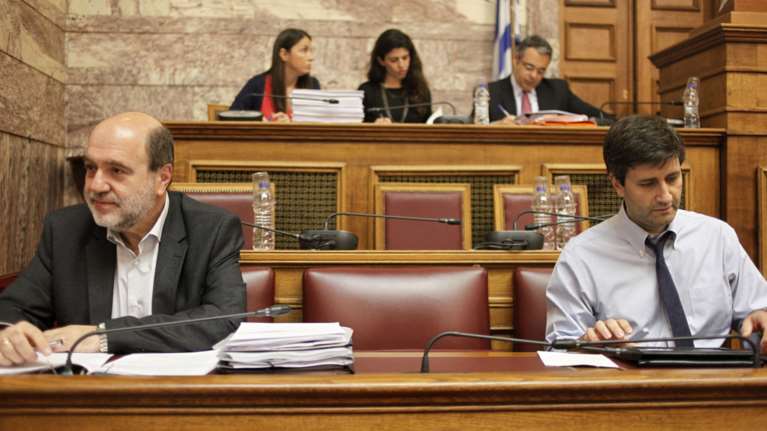 Θυελλώδης συνεδρίαση για το ν/σ των 7.500 σελίδων