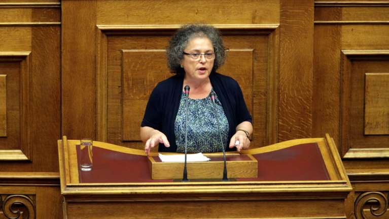 Επική εξήγηση για τις αυξήσεις σε καφέ, μπίρα, τσιγάρα