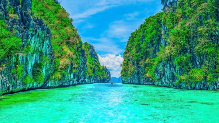 Conde Nast Traveler: Αυτό είναι το πιο όμορφο νησί στον κόσμο για το 2016