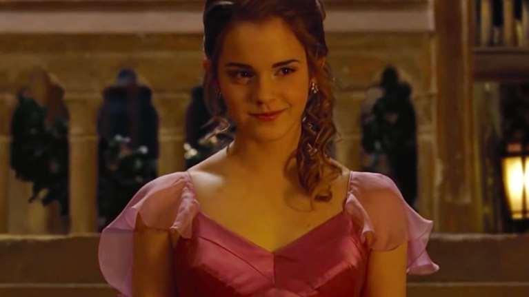 Δείτε για πρώτη φορά την Εμα Γουάτσον στον ρόλο της Πεντάμορφης