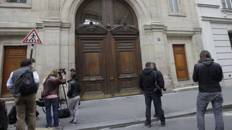 Εισβολή γάλλων αστυνομικών στα γραφεία της Google