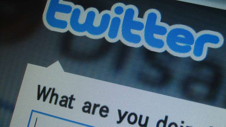 To Twitter δίνει «καθαρούς» 140 χαρακτήρες στα τιτιβίσματα