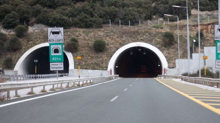 Τον Ιούνιο οι συμβάσεις για Εγνατία οδό - Ελληνικό