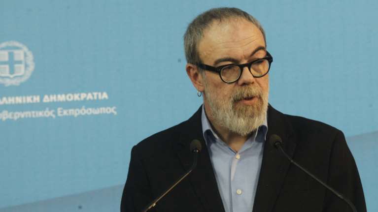 Επιμένει διχαστικά ο Κυρίτσης - Σκληρή απάντηση ΝΔ