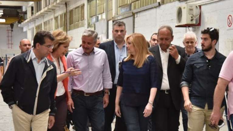 Φώφη:Θα αντισταθούμε στο ξεπούλημα των λεωφορείων, όπως επί Μητσοτάκη