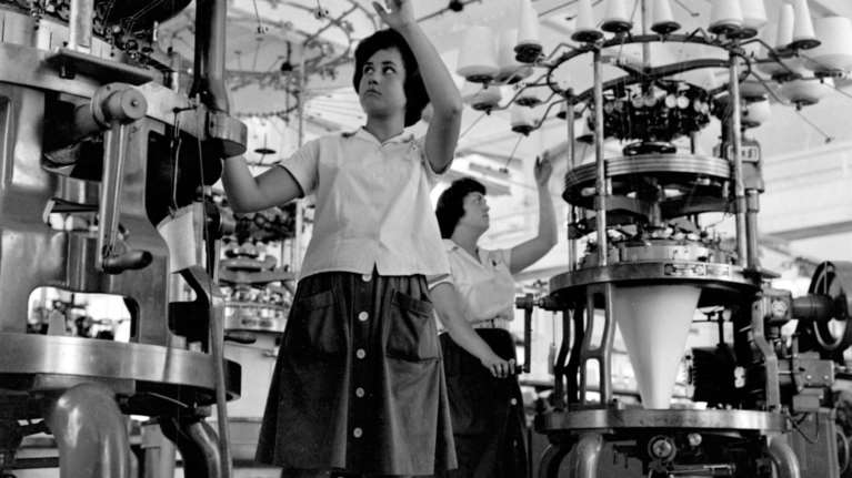 «΄Ερωτας και εργασία στη μεταπολεμική Αθήνα»: Ενα αφιέρωμα του ΠΙΟΠ