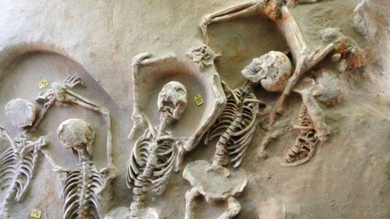 Αδιαφορία ή ολιγωρία; «Ξαναπεθαίνουν» οι δεσμώτες του Φαλήρου