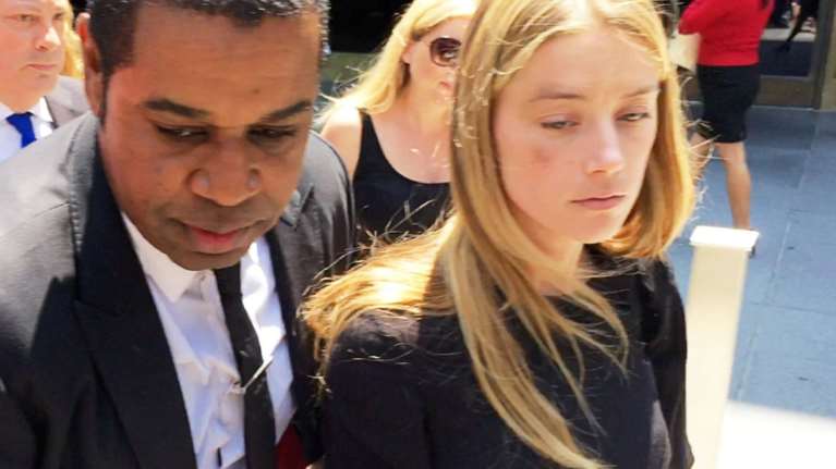 Κάτω από το όριο της φτώχειας ζει η Αμπερ Χερντ...με μηνιαία έξοδα $44.000