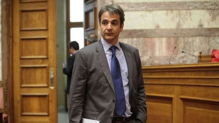 Τι απαντά η ΝΔ στην κριτική για την αποχώρηση