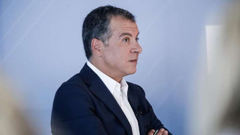 Θεοδωράκης: Θα είμαι υποψήφιος αρχηγός σε ένα νέο κόμμα του Κέντρου