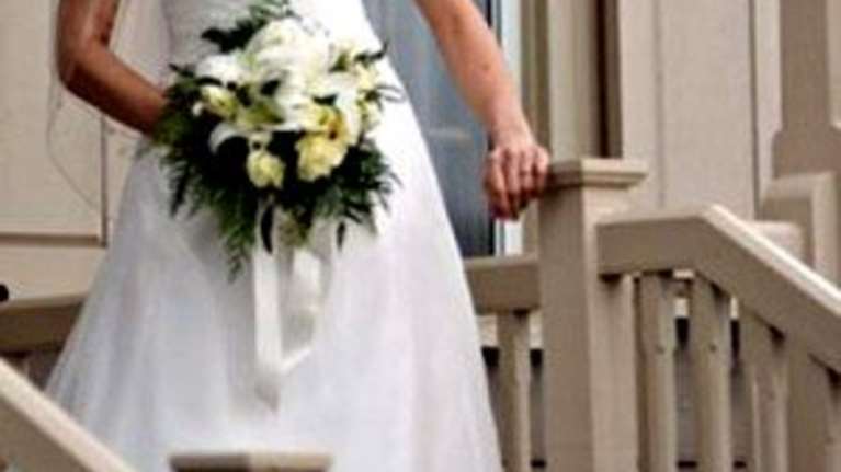 Βγήκαν καραμπίνες και μαχαίρια σε γάμο στην Κομοτηνή