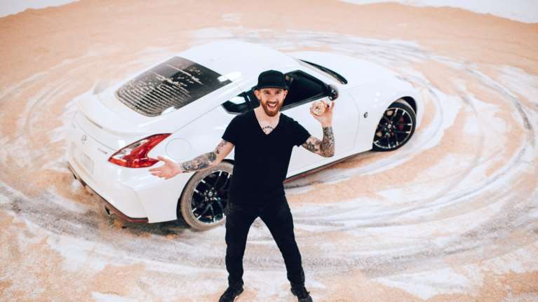 Την… πασπαλίζει την τρούφα τo Nissan 370Z NISMO!