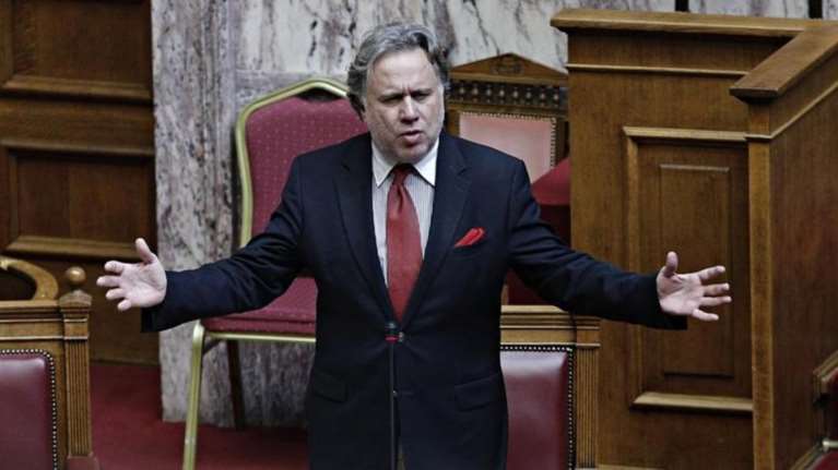 Κατρούγκαλος: Υπερ των δημοψηφισμάτων για θεματα εθνικού χαρακτήρα