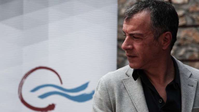 Τι γράφει το φυλλάδιο του Ποταμιού για τα «ψέματα των ΣΥΡΙΖΑΝΕΛ»