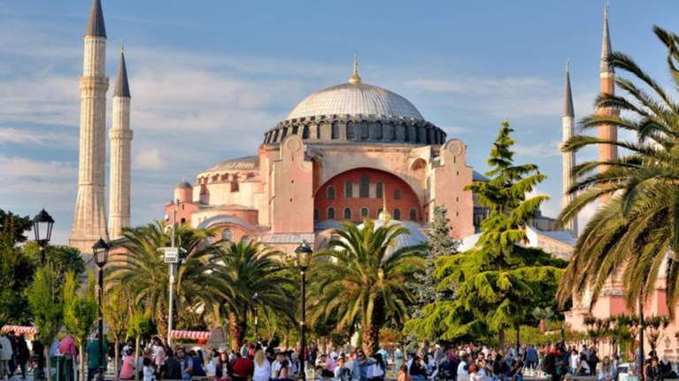 Η Γερμανία κλείνει το μάτι στον Ερντογάν για τη Αγιά Σοφιά