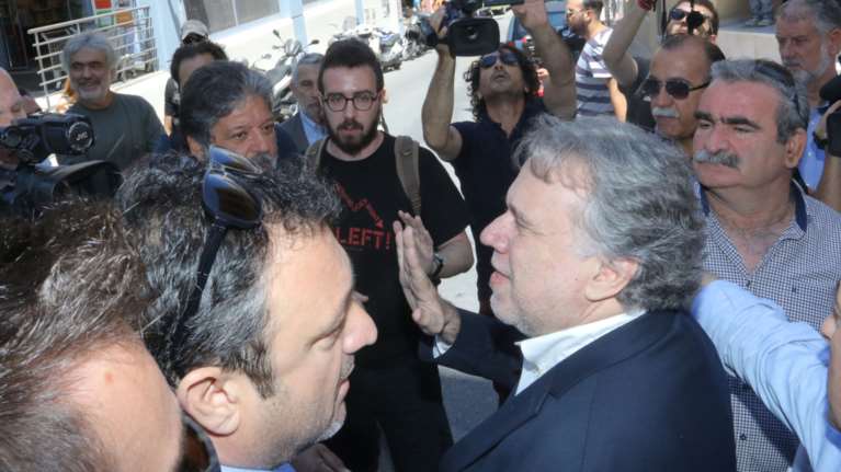 Αναβλήθηκε η ομιλία Κατρούγκαλου στο Ηράκλειο λόγω επεισοδίων