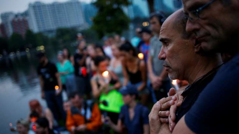 Τρομοκρατία του ISIS, οπλοκατοχή, μίσος: Η Αμερική σε σοκ