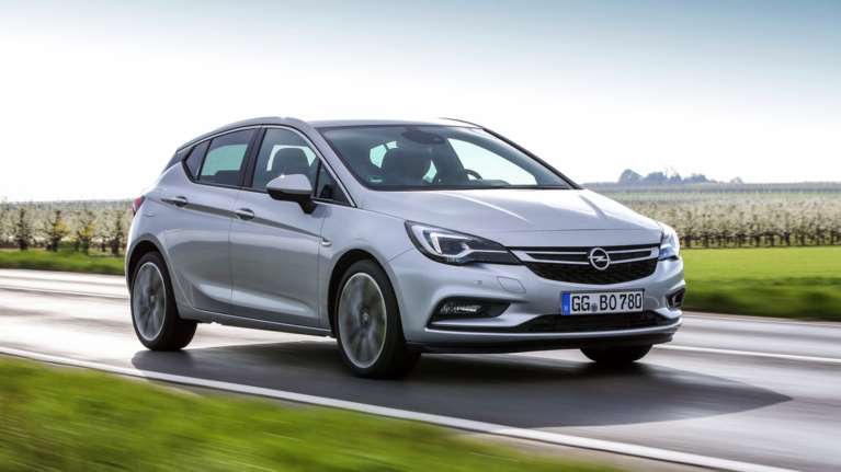 Opel Astra BiTurbo: To diesel με την καρδιά του λιονταριού