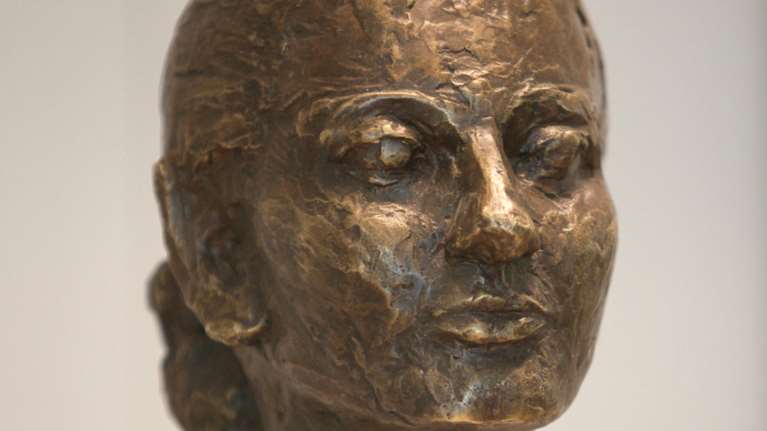 Μέγαρο Μουσικής Αθηνών: Αποκαλύφθηκε η προτομή της Μαρίας Κάλλας