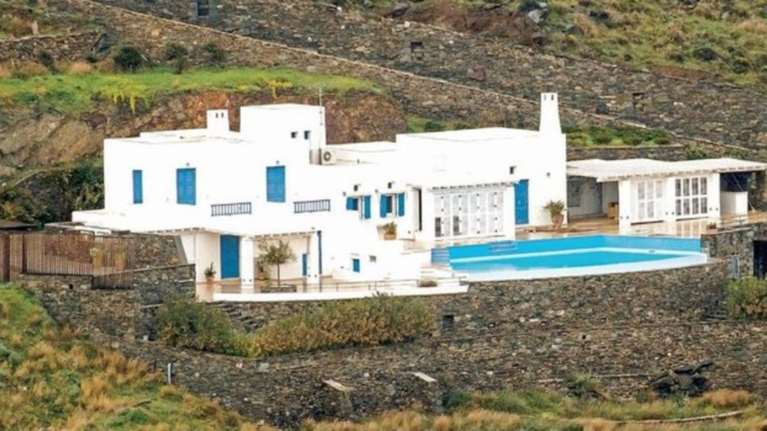 Πόσο πωλήθηκε η βίλα Παπαντωνίου, ο όρος για τα χρήματα