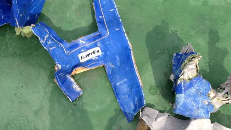 Καταστράφηκαν τα δύο «μαύρα κουτιά» της EgyptAir