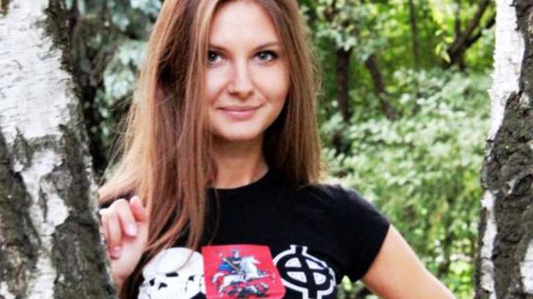 «Θηλυκή συμμορία» με σκληρές ρωσίδες χούλιγκανς σε δράση - video-