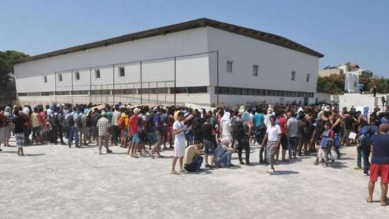 Τρεις ημέρες χωρίς νερό στο hotspot προσφύγων στην Κω