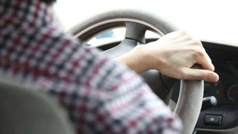 Νέος ΚΟΚ: Βαρύς ο πέλεκυς για όσους οδηγούν χωρίς δίπλωμα - Πώς γλίτωναν μέχρι τώρα οι παραβάτες