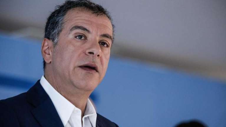 H ανάρτηση του Στ.Θεοδωράκη για τα 20 χρόνια από το θάνατο του Α.Παπανδρέου