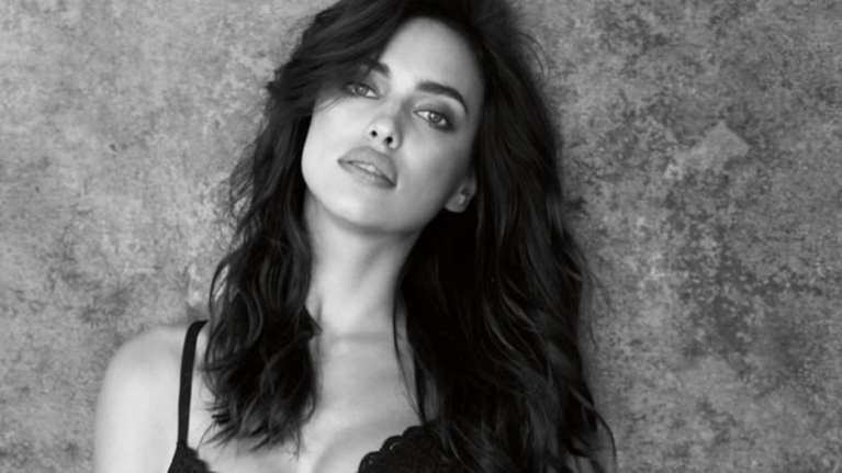 Η Ιρίνα Σάικ εντελώς γυμνή στο instagram