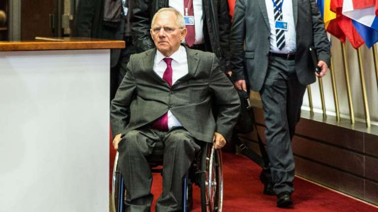 Handesblatt: Το «εγχειρίδιο» Σόιμπλε για το διαζύγιο ΕΕ-Βρετανίας