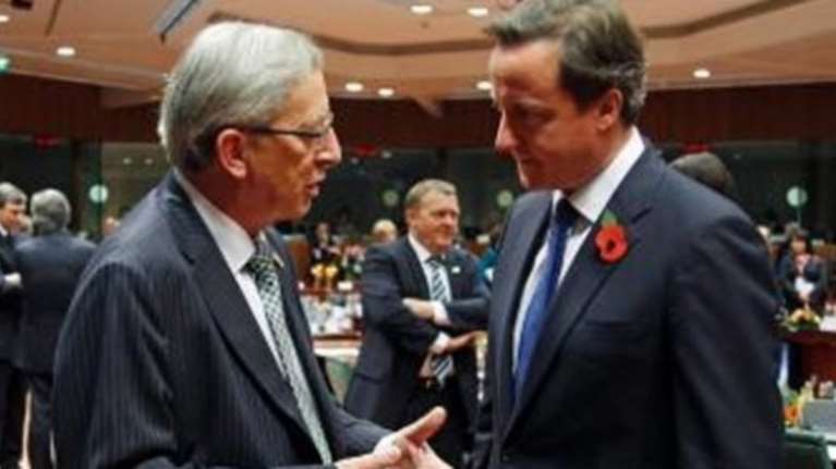 Ο Γιούνκερ «πυροβολεί» τον Κάμερον για το Brexit
