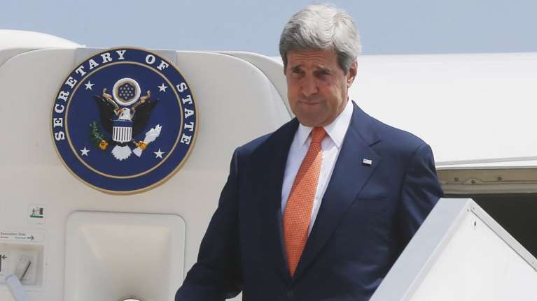 Σε Βρυξέλλες και Λονδίνο εσπευσμένα ο ΥΠΕΞ των ΗΠΑ