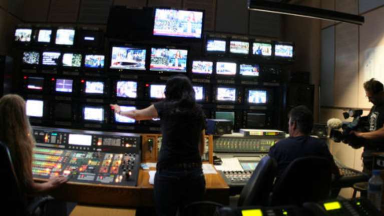 Ασφαλιστικά μέτρα από τα κανάλια για τις νέες τηλεοπτικές άδειες