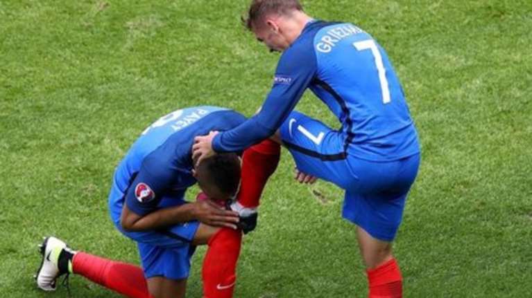 Ανατροπή από τη Γαλλία και πρόκριση στους «8»