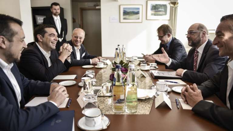 Τι συζήτησαν Τσίπρας και Σουλτς στις Βρυξέλλες