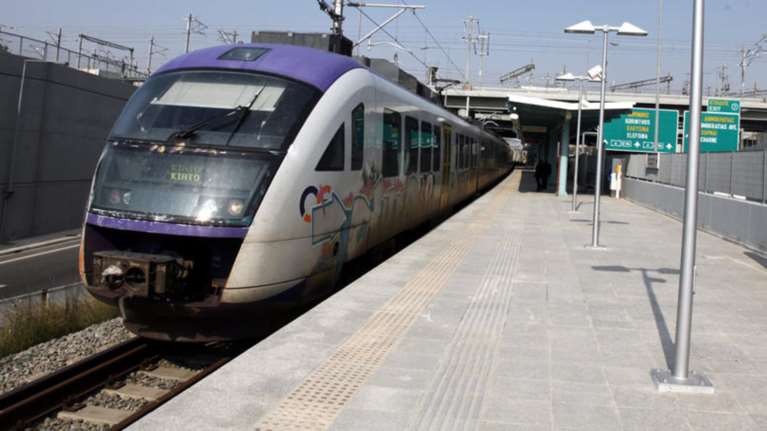 Τρίωρες στάσεις εργασίας σε τρένα και Προαστιακό