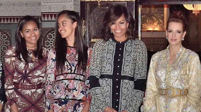 Βασιλικό δείπνο για την Μισέλ και τις κόρες της στο Παλάτι του Μαρακές