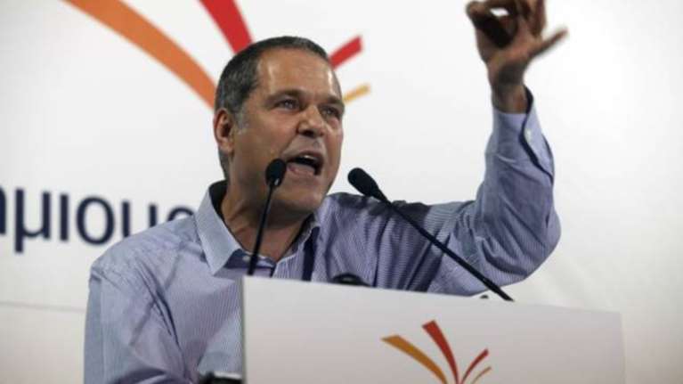 Αμετανόητος ο Τζήμερος: Νέα χυδαία ανάρτηση για Φύσσα