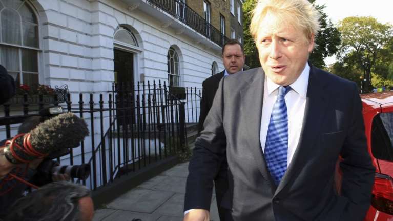 Έκπληξη: Ο Μπόρις Τζόνσον δεν θα είναι υποψήφιος για την πρωθυπουργία