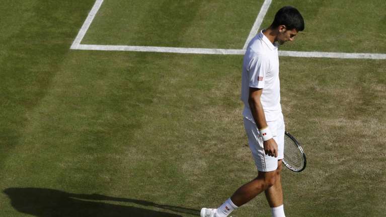 «Βόμβα» στο Wimbledon: Αποκλείστηκε ο Τζόκοβιτς