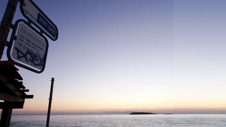 ΟΑΣΑ: Νέα γραμμή και περισσότερα δρομολόγια λεωφορείων προς τις παραλίες