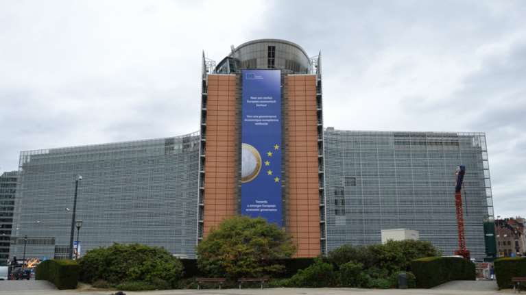 Πάταξη της φοροδιαφυγής μέσω «τραστ» επιδιώκει η Ευρωπαϊκή Ενωση