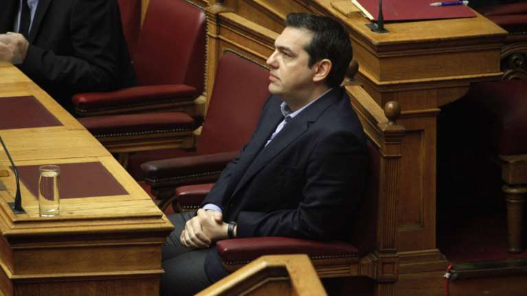 Πως η κυβέρνηση έπαιξε και έχασε με τον εκλογικό νόμο